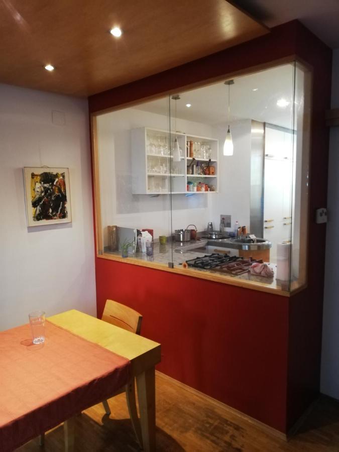 Room In Maisonette With Garden, Parking Place Вена Экстерьер фото